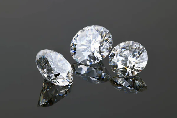 Round Cut Diamond Gemstones on Reflected Area