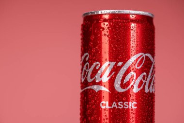 Klasik Coca Cola Gazoz İçeceği.