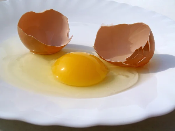 Rozbít vejce — Stock fotografie