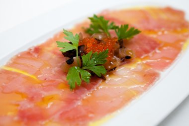 somon carpaccio
