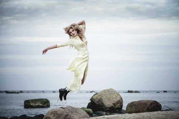 Beach fashion — Stock Photo, Image