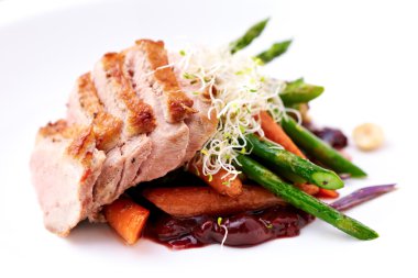 vişneli ördek göğsü