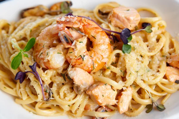 Seafood pasta — Stock Photo, Image
