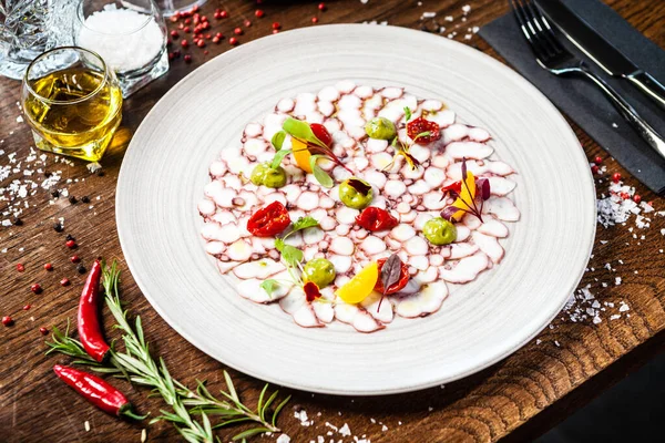 Octopus Carpaccio Spinach Cream Cherry Tomatoes Delicious Healthy Italian Traditional — Stock Photo, Image