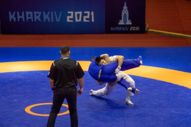 Muratbek Kassymbay (Kazakistan), Pankration Dünya Şampiyonası, Ukrayna, Kharkiv, 15-18 Kasım 2021 tarihlerinde Gheorghe Pavlov 'a (Moldova) karşı.