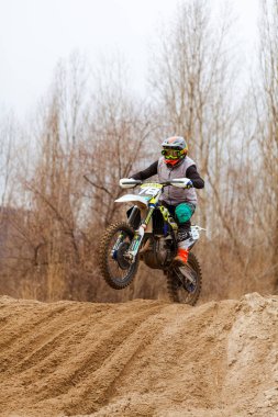 Motokros, Ukrayna, Harkov, 04.04.2021 'de Kharkov bölgesinin açık şampiyonası