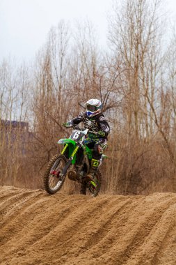 Motokros, Ukrayna, Harkov, 04.04.2021 'de Kharkov bölgesinin açık şampiyonası