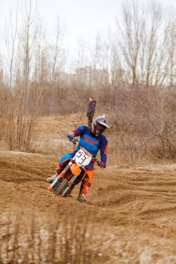 Motokros, Ukrayna, Harkov, 04.04.2021 'de Kharkov bölgesinin açık şampiyonası