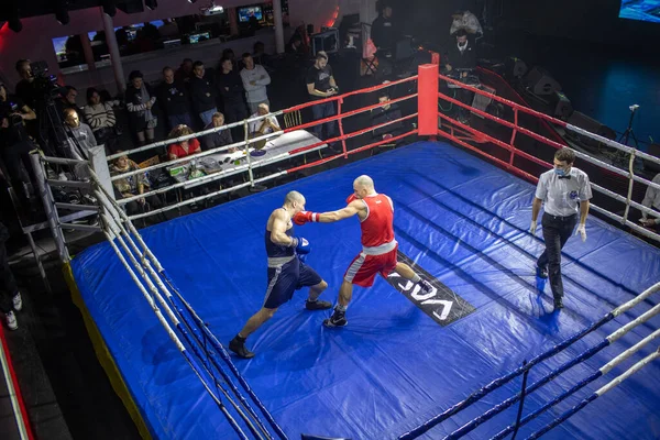Bout Tussen Burka Pavel Bogdanov Dmitry Gewichtsklasse Tot Tijdens Boxing — Stockfoto