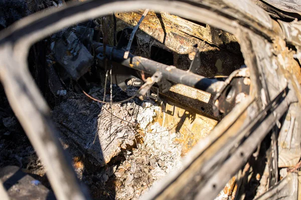 Vista Auto Bruciata Una Delle Strade Kharkiv Dopo Attacco Missilistico — Foto Stock