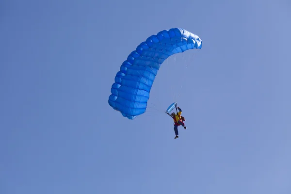 Parachute jump — Stock Photo, Image