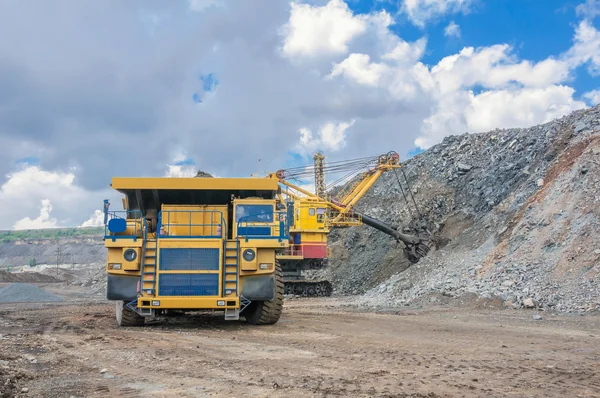 Open cast mine — Stock Photo, Image