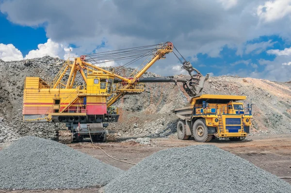 Open cast mine — Stock Photo, Image