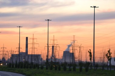 gün batımı, st.petersburg banliyölerinde.