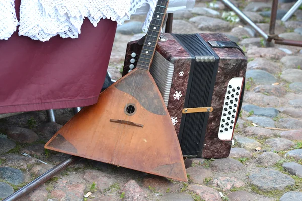 Balalaika and accordion — Stock Photo, Image