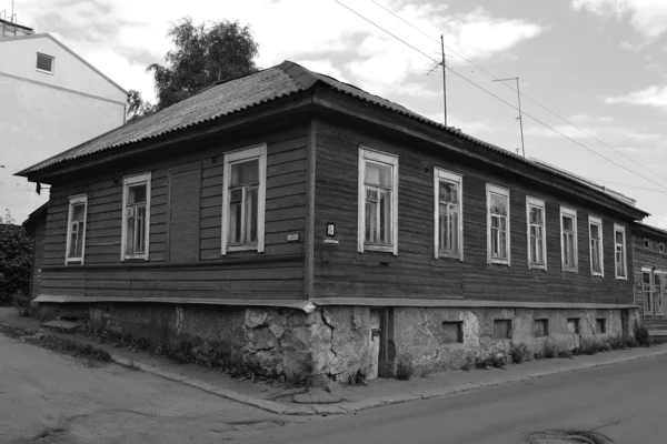 Staré dřevěné domů ve městě vyborg — Stock fotografie