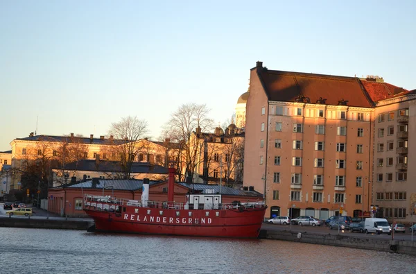 路堤在赫尔辛基，芬兰 — 图库照片