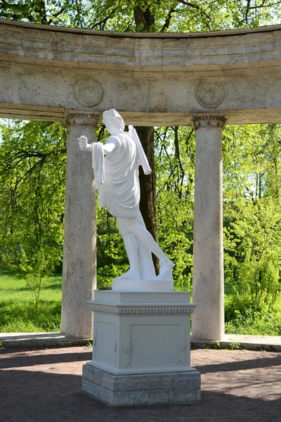 Statue of the Greek god in Pavlovsk — Stock Photo, Image