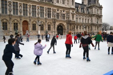 Paris buz pateni pisti