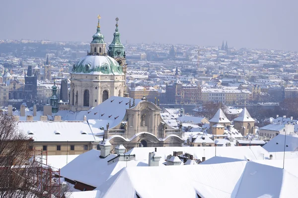 Prag på vintern — Stockfoto