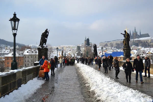 Oude Karelsbrug in de stad Praag — Stockfoto