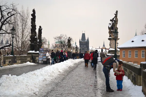 Ponte de charles antiga na cidade de praga — Fotografia de Stock