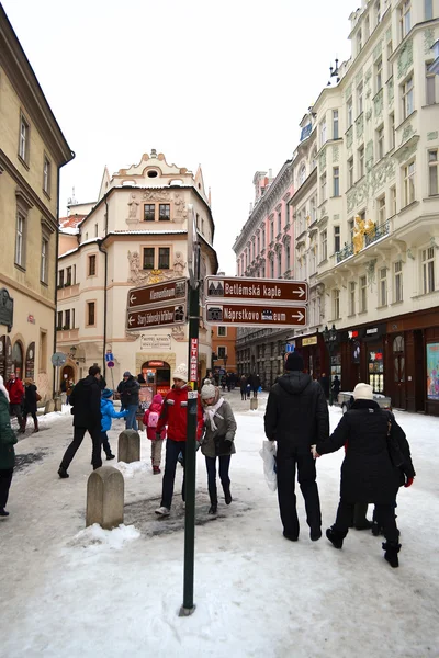 Rua no centro de Praga — Fotografia de Stock