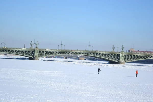 Dreifaltigkeitsbrücke in St. petersburg — Stockfoto