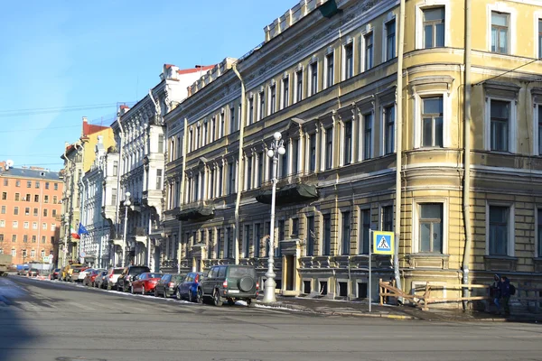 Calle en el centro de San Petersburgo — Foto de Stock