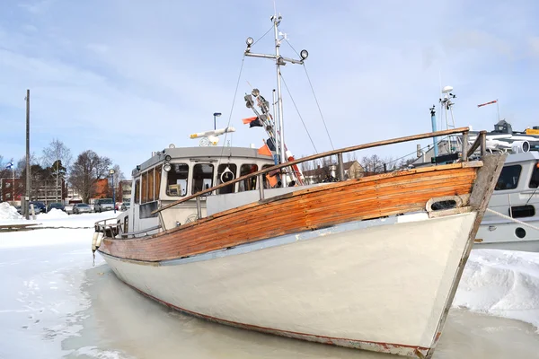 Yacht in Kotka at winter — Stock Photo, Image