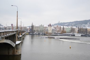 Prag 'daki Vltava Nehri manzarası