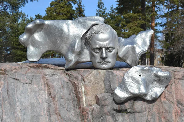 Sibelius-muistomerkki Helsingissä — kuvapankkivalokuva