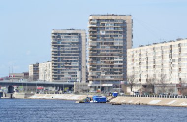 st. petersburg eteklerinde