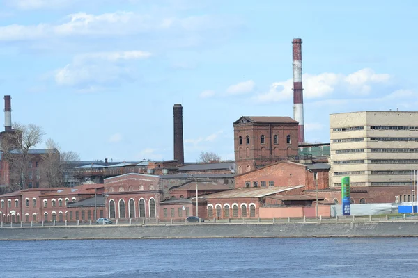 De gamla fabriksbyggnaderna, st.petersburg — Stockfoto