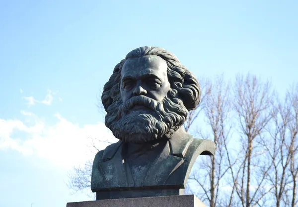 Estátua de Karl Marx em São Petersburgo — Fotografia de Stock