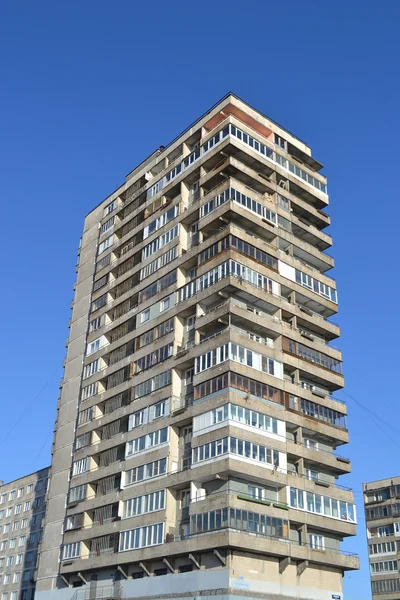 Bâtiment à la périphérie de Saint-Pétersbourg — Photo