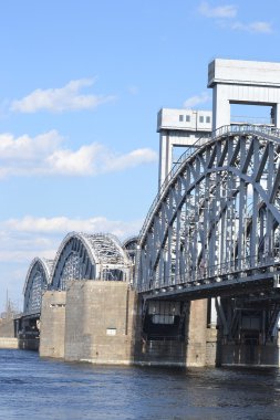 Finlandiya demiryolu Köprüsü güneşli bir gün