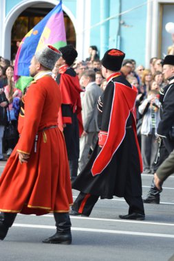 zafer geçidi üzerinde Rus Kazakları