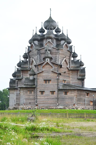Templo de madeira — Fotografia de Stock