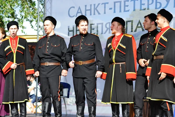 コサックの合唱団の声明 — ストック写真