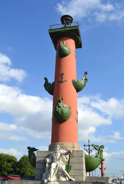 Coluna Rostral, São Petersburgo . — Fotografia de Stock