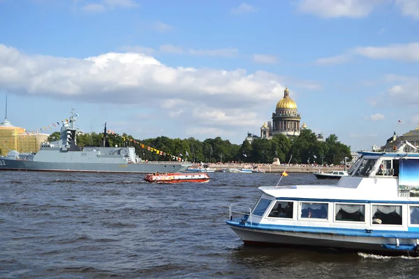Blick auf die Newa in St. Petersburg — Stockfoto