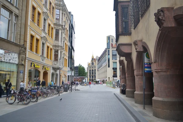 Rua no centro de Leipzig — Fotografia de Stock