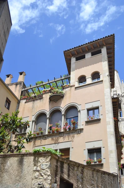 Casa velha no centro de Girona — Fotografia de Stock