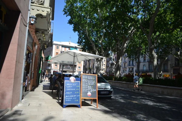 Straat in figueras, Catalonië — Stockfoto