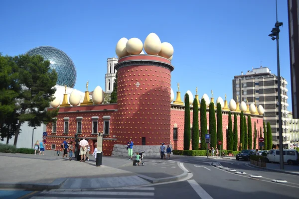 Berging ador dali museum – stockfoto