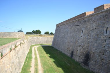 Sant ferran kale Figueres