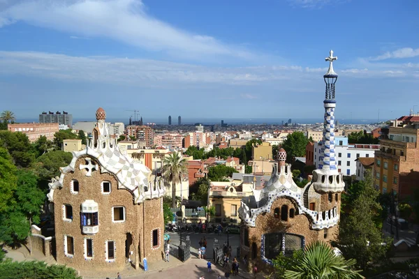 Het beroemde park guell in barcelona, Spanje. — Stockfoto
