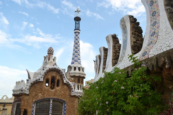 Der berühmte park guell in barcelona, spanien. — Stockfoto