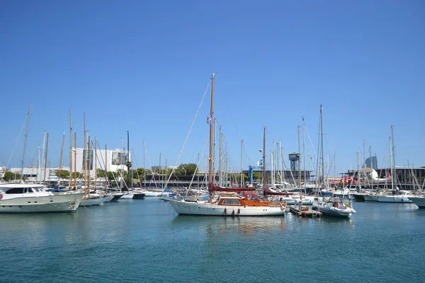 Porto de iate em Barcelona — Fotografia de Stock